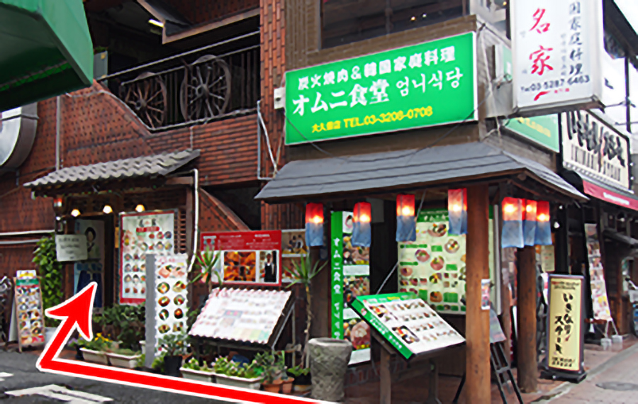 地下鉄副都心線東新宿駅からのルート（徒歩約1分）